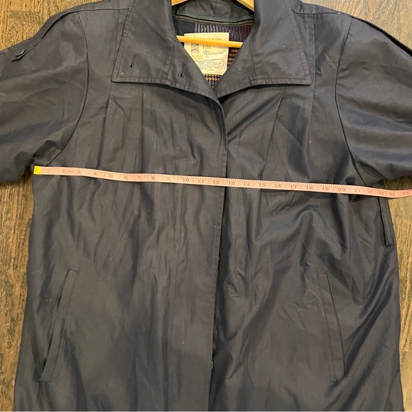 London Fog Women's Vintage Navy Maincoat Size 10 - Picture 10 of 14